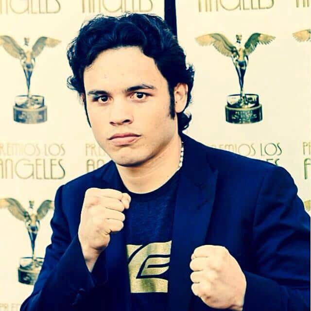 Chávez Jr. noqueó a Evert Bravo en su regreso al ring 2 Chávez Jr. noqueó a Evert Bravo en su regreso al ring 2