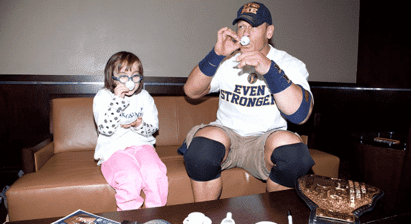 John Cena en un evento de la campaña Make a Wish - www.needtoconsume.com - WWE.com