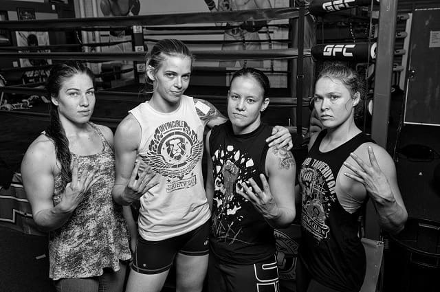 Ronda Rousey, Shayna Baszler, Marina Shafir y Jessamyn Duke