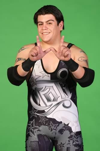 Traje de Ricardo Rodríguez como luchador en Florida Championship Wrestling / WWE