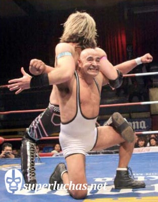 Negro Navarro vs. Angelico