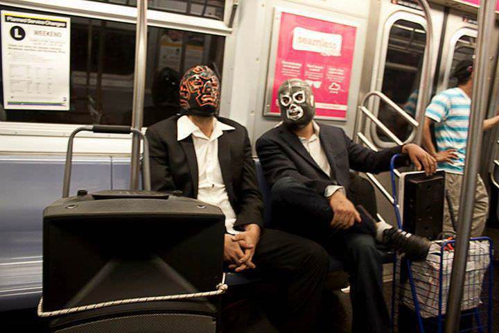 Chango: Música luchística mexicana en el metro de New York 2 Chango /Facebook