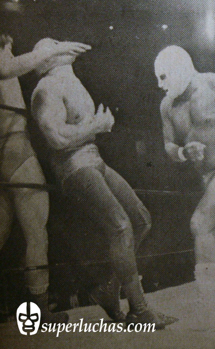 Gran Markus y Alfonso Dantés vs. Mil Máscaras