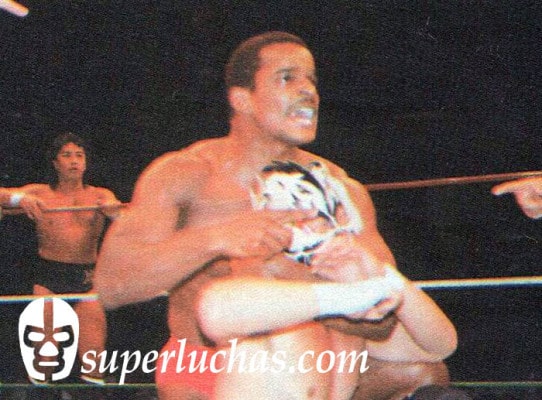 Black Magic (Norman Smiley) vs. King Lee (Koji Kanemoto)