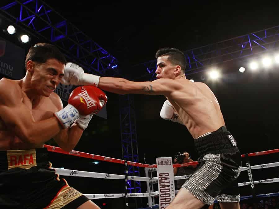 Empate para el "Wonder Boy" y Figueroa en Puerto Rico 3 Rafael Padilla (izquierda) y Freddy Ortíz