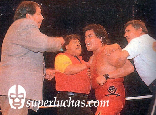 Ray Mendoza y Satánico