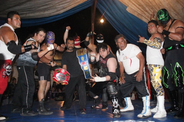La postal en busca del titulo extremo.