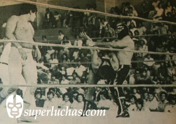 El ídolo vs. Black Killer