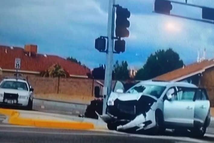 Jon Jones derrotado: UFC lo noquea se queda sin título y fuera del Ranking. 2 Así quedó el auto que conducía Jon Jones