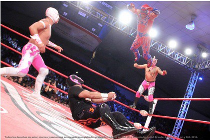 AAA: Resultados en San Luis Potosí, S.L.P. - 01/04/2015 - A pesar de su triunfo, El Patrón Alberto sufre ante Brian Cage 6 Aerostar vuela sobre sus oponentes / Foto cortesía de Lucha Libre AAA
