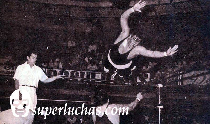 En un día como hoy... 1981: Fallece Memo Rubio... 1967: Rubén Juárez y Raúl Reyes vs. los Espantos 4 Espanto I