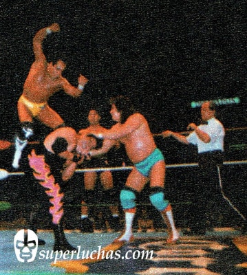 Silver King: Recordando la vida y obra de un grande de la lucha libre 11 Silver King y El Dandy vs. Satánico