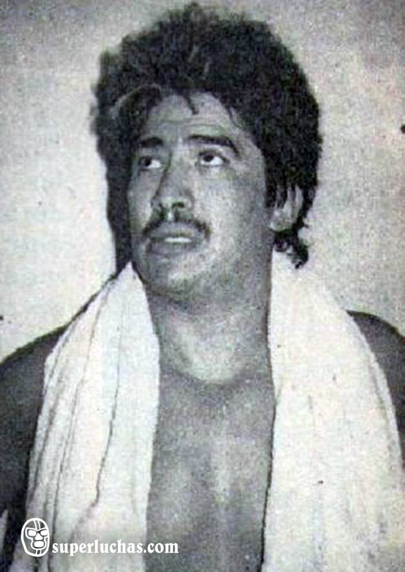 En un día como hoy... 1986: En el Palacio de los Deportes, El Fantasma destapa a El Dorado... En El Toreo, pierde la máscara el futuro Savio Vega 7 Torneo de la Muerte