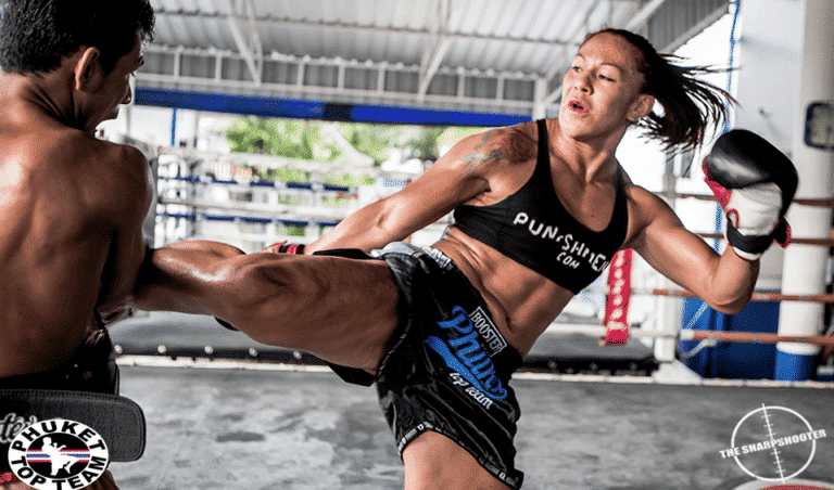 Cris Cyborg entrenando en Thailandia / criscyborg.com