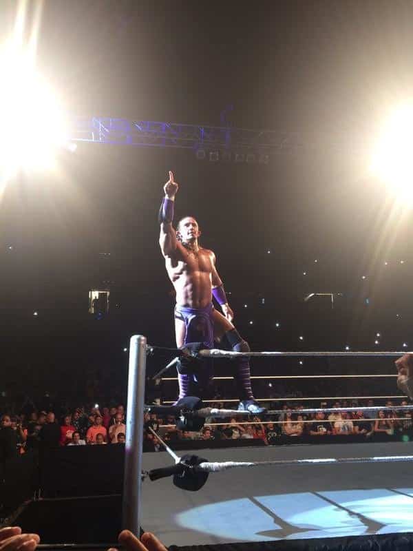 Neville en WWE Live Puerto Rico 2015