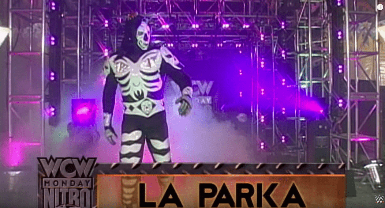 La Parka vs Randy Savage, uno de los 10 momentos «shock» de WCW Monday