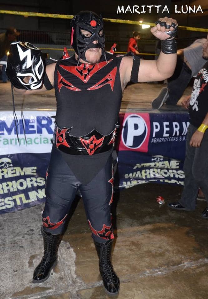 Rey Pantera el gran ganador de la velada.