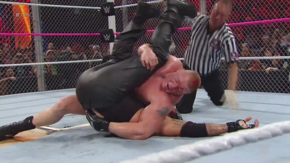 Brock Lesnar vence al Undrtaker