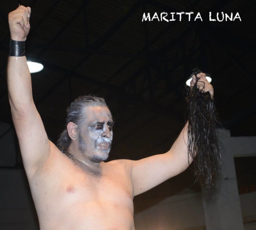 Vampiro el ganador de "Holocausto".