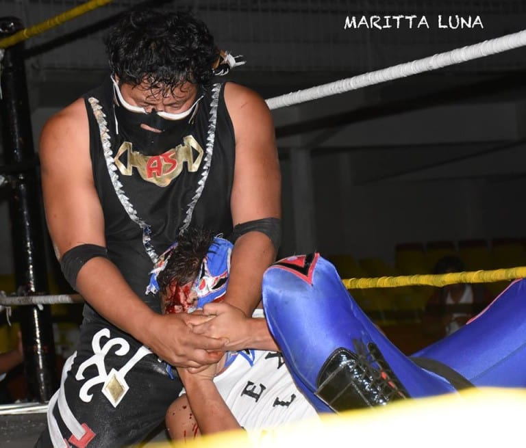 As del Espacio, el rey de la lucha extrema en Xalapa.