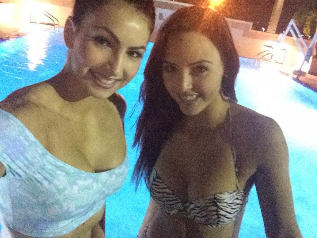 Billie Kay (Jessie McKay) y Peyton Royce (KC Cassidy) / Twitter.com/BillieKayWWE