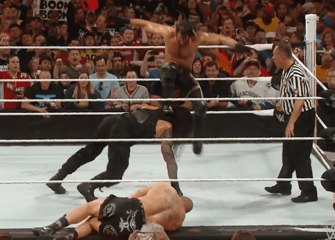 Brock Lesnar vs Roman Reigns vs Seth Rollins - WrestleMania 31