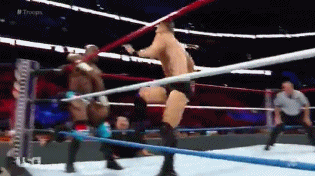 Apollo Crews reconoce no estar satisfecho en WWE 2 Apollo Crews contraataca a The Miz en Tribute to the Troops 2018.