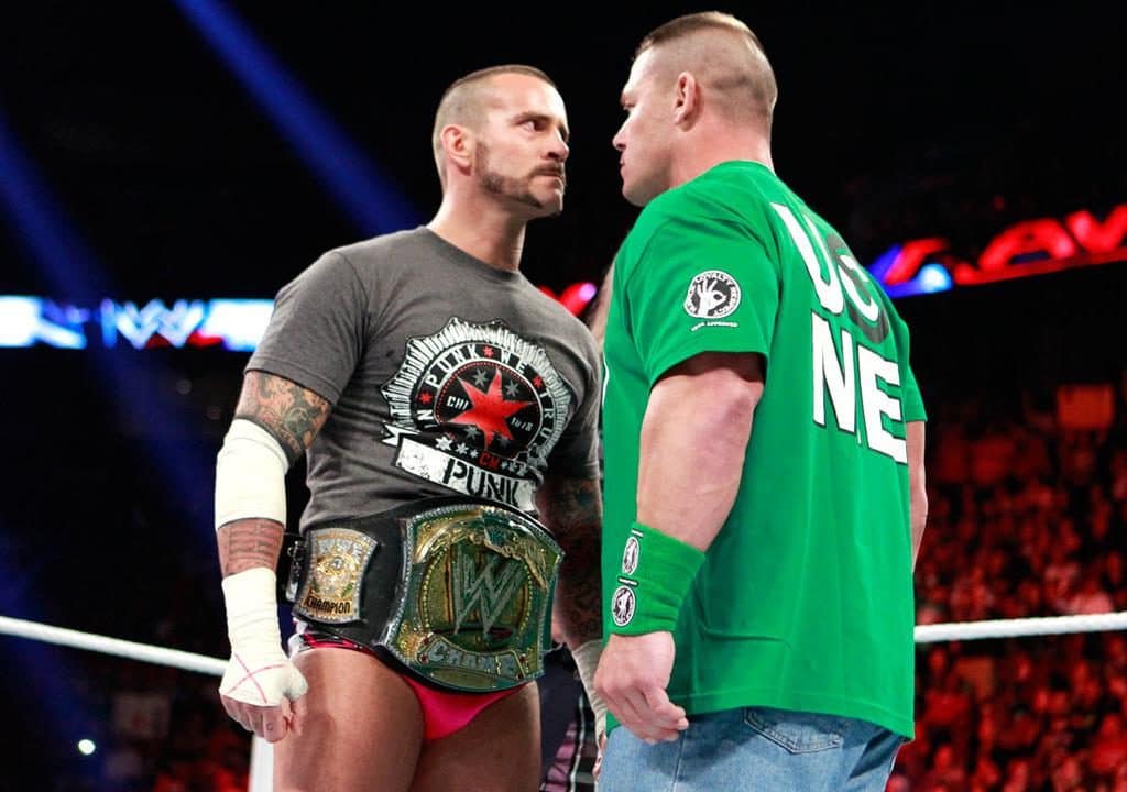 CM Punk como WWE Champion cara a cara con John Cena en WWE Raw / WWE©