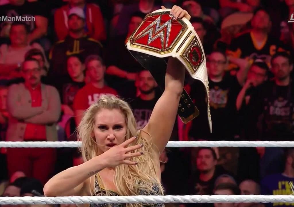 Charlotte Flair como NUEVA WWE Raw Women's Champion en WWE Roadblock2016 (18/12/.2016) / Twitter.com/WWE