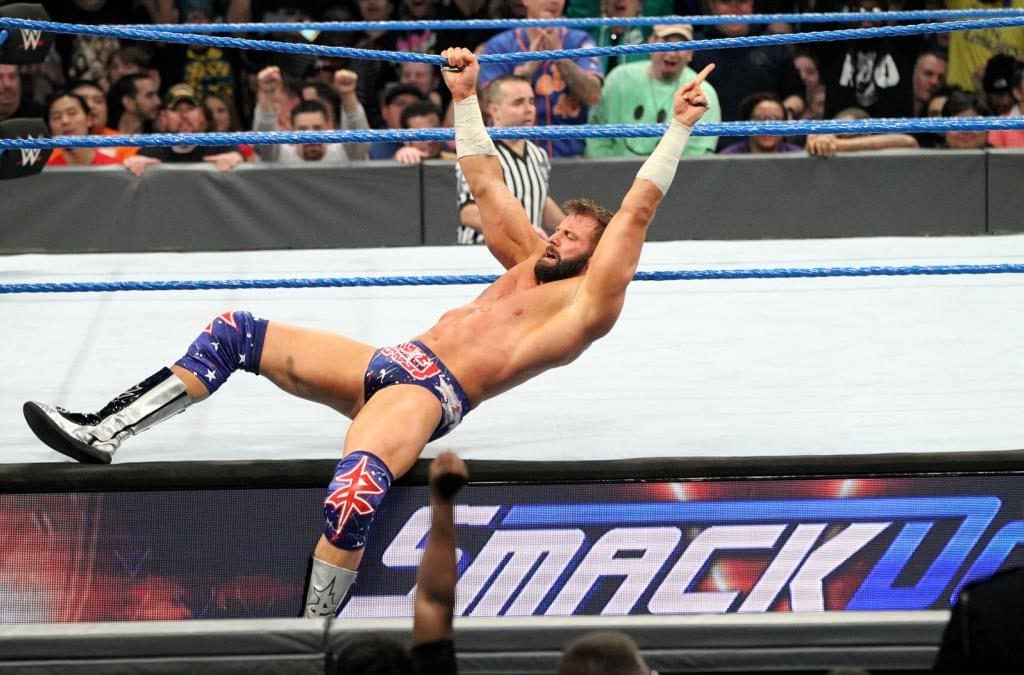 Zack Ryder, lesionado de su rodilla izquierda, gana una Batalla Real por equipos para The Hype Bros (junto con Mojo Rawley) en WWE SmackDown Live (13/12/2016) / WWE©