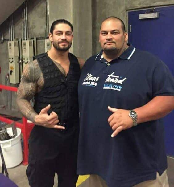 Roman Reigns y Rosey