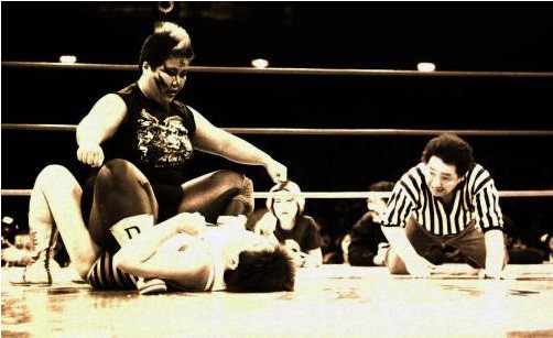 Fallece Shiro Abe, el primer réferi "corrupto" de la lucha libre 2 Fallece Shiro Abe, el primer réferi "corrupto" de la lucha libre 2