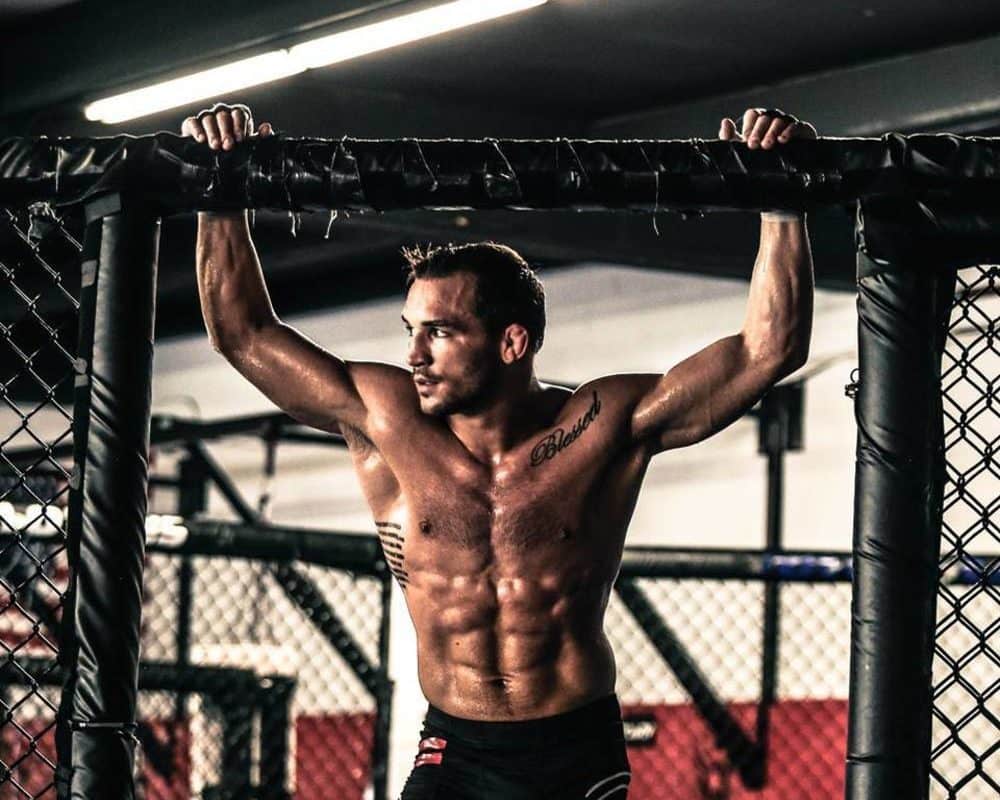 Michael Chandler se tomará unos días pero regresará a seguir trabajando