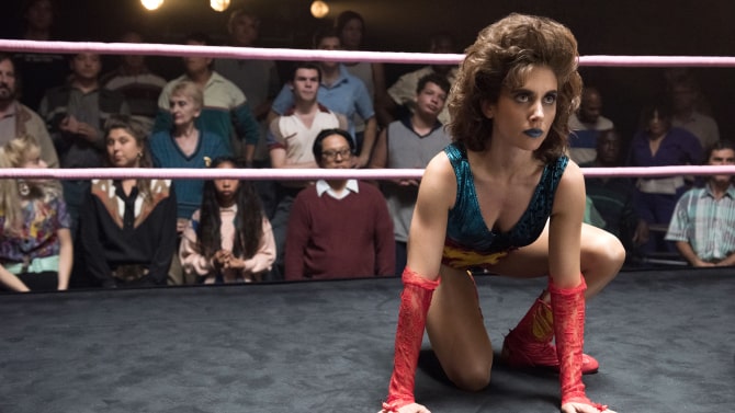 Un ex-WWE fue entrenador para la serie 'GLOW' 4 Un ex-WWE fue entrenador para la serie 'GLOW' 4