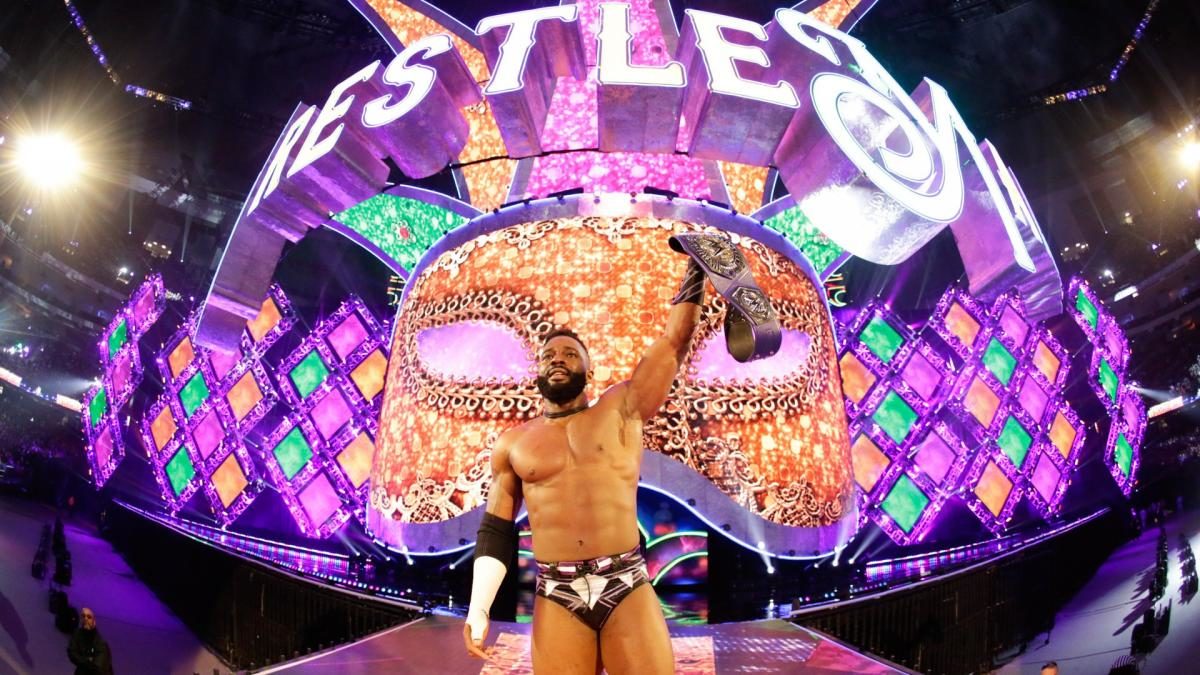 Cedric Alexander se autoproclama "Campeón de Main Event" 2 se autoproclama
