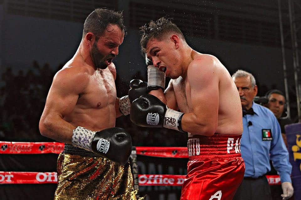 «Inocente» Álvarez derrota al «Maromerito» Páez Superluchas «Inocente» Álvarez derrota al «Maromerito» Páez Superluchas