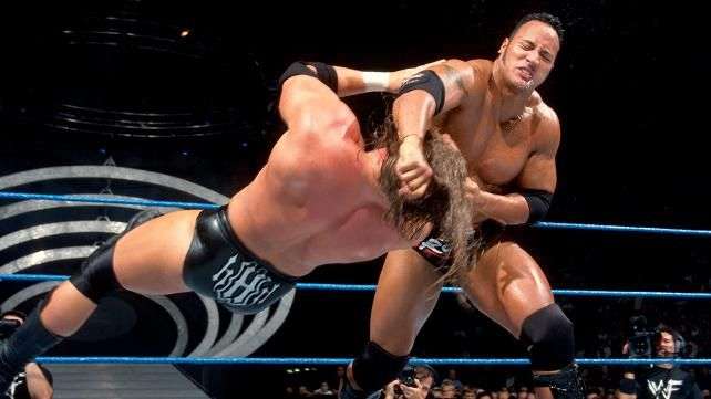 WWE llamó a The Rock para el debut de SmackDown en FOX 2 WWE llamó a The Rock para el debut de SmackDown en FOX 1
