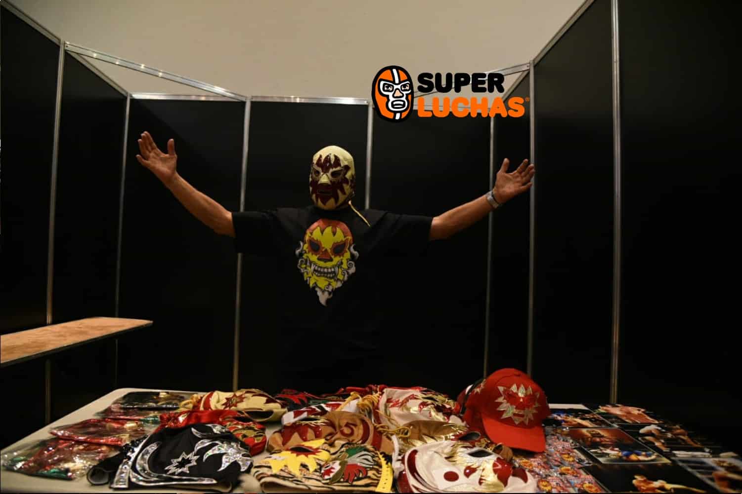 Gran inauguración de la «Expo Museo Lucha Libre» Superluchas