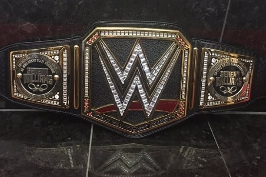 Stephanie McMahon quiere a una famosa tenista en WWE 3 Stephanie McMahon quiere a una famosa tenista en WWE 2