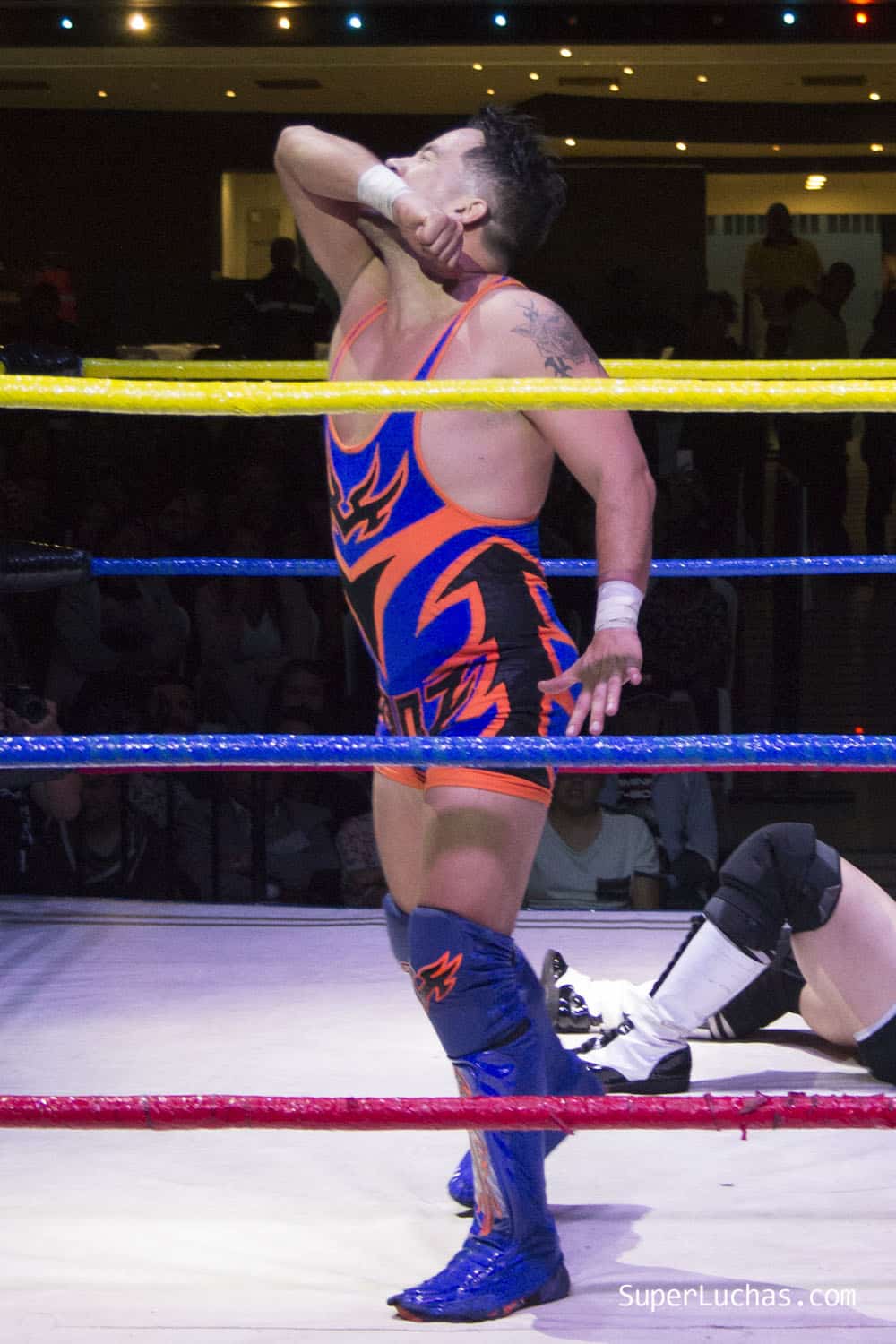Caoz en "Solo por una noche" — Colombia Pro Wrestling hace historia en su evento de debut Colombia Pro Wrestling hace historia en su evento de debut 4