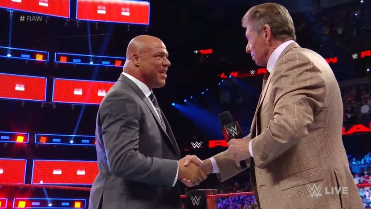 Vince Russo: "WWE castiga a Angle enfrentándolo con Corbin" 3 Vince Russo: "WWE castiga a Angle enfrentándolo con Corbin" 3