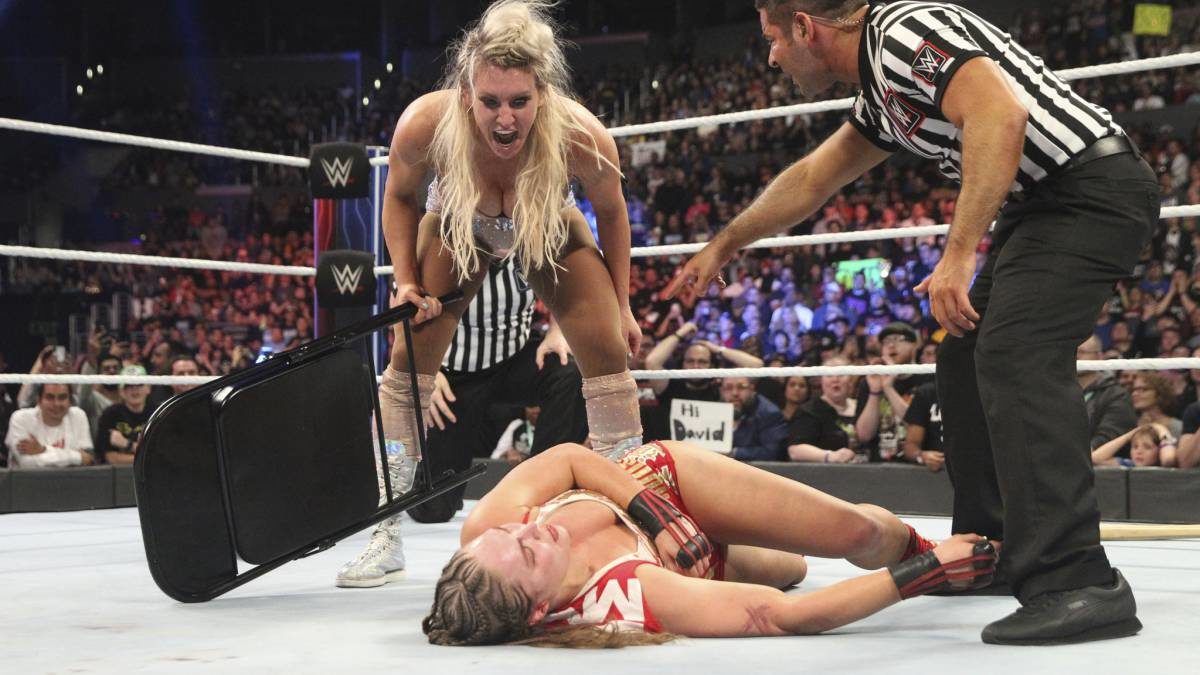 El ataque de Bayley a Becky Lynch, una apuesta riesgosa 3 Bayley Lynch