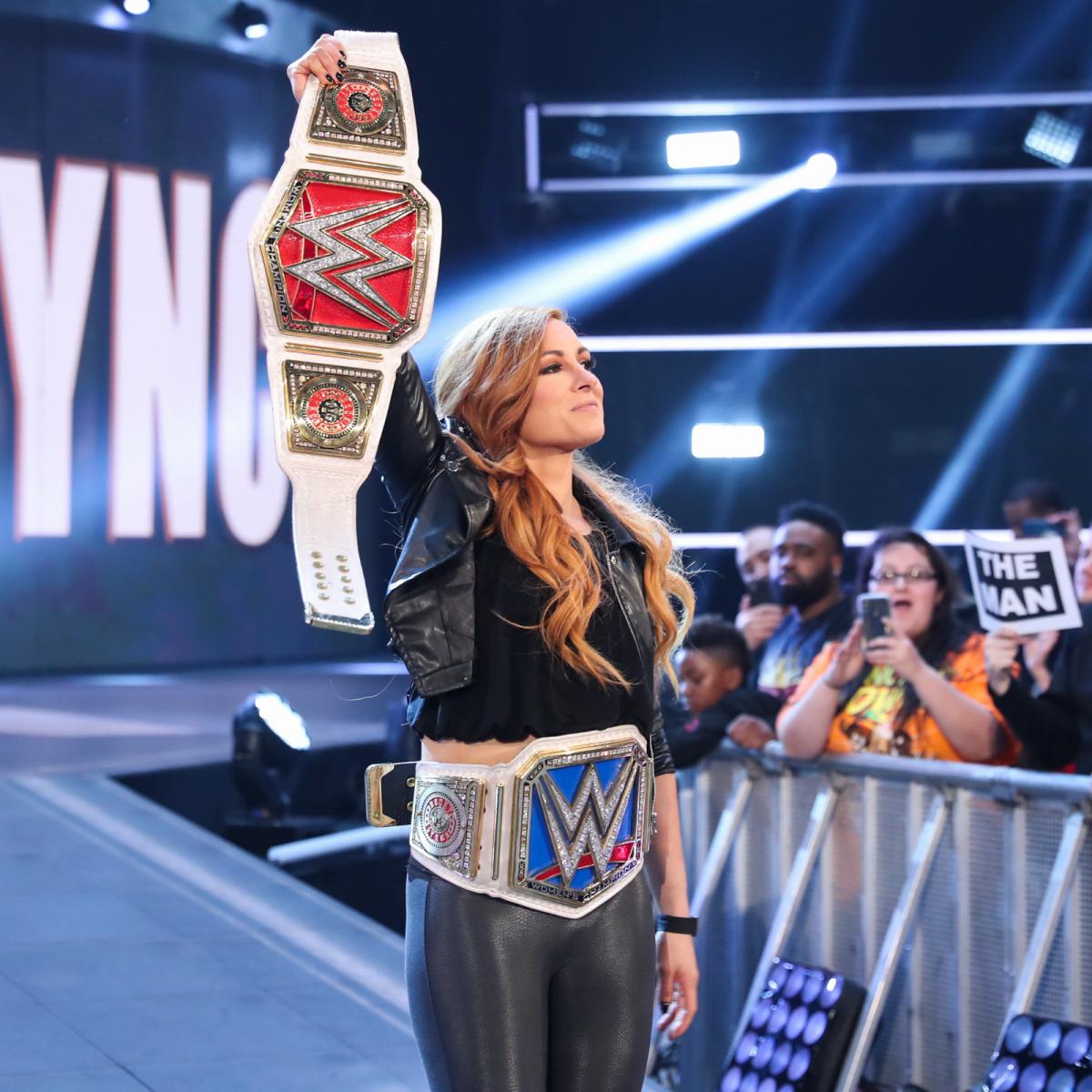 Mark Henry llama "arrogante" a Becky Lynch - Ella responde 2 Mark Henry llama "arrogante" a Becky Lynch - Ella no se calla