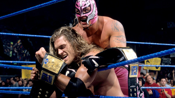 Tres grandes luchas de SmackDown! en la era Heyman 3 SmackDown!