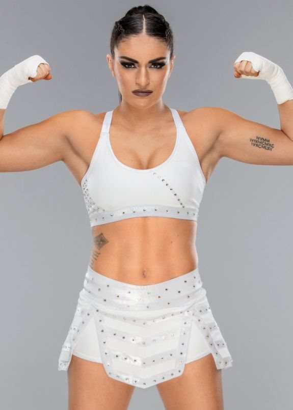 Ronda Rousey vs. Sonya Deville se sugirió en WWE — ¿Por qué el no? 2 ¿Por qué el no de Ronda Rousey vs. Sonya Deville?