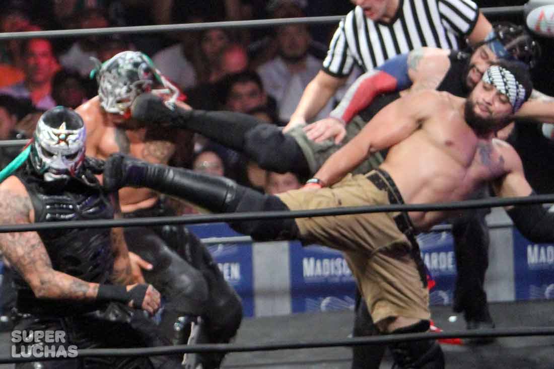 Ecos de AAA Invading New York: Galería gráfica 10 Lucha Brothers vs. LAX