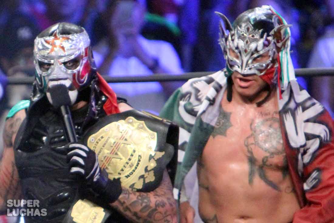 Ecos de AAA Invading New York: Galería gráfica 13 Lucha Brothers