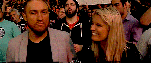 Interesantes planes para Pete Dunne y Toni Storm 2 Pete Dunne y Toni Storm