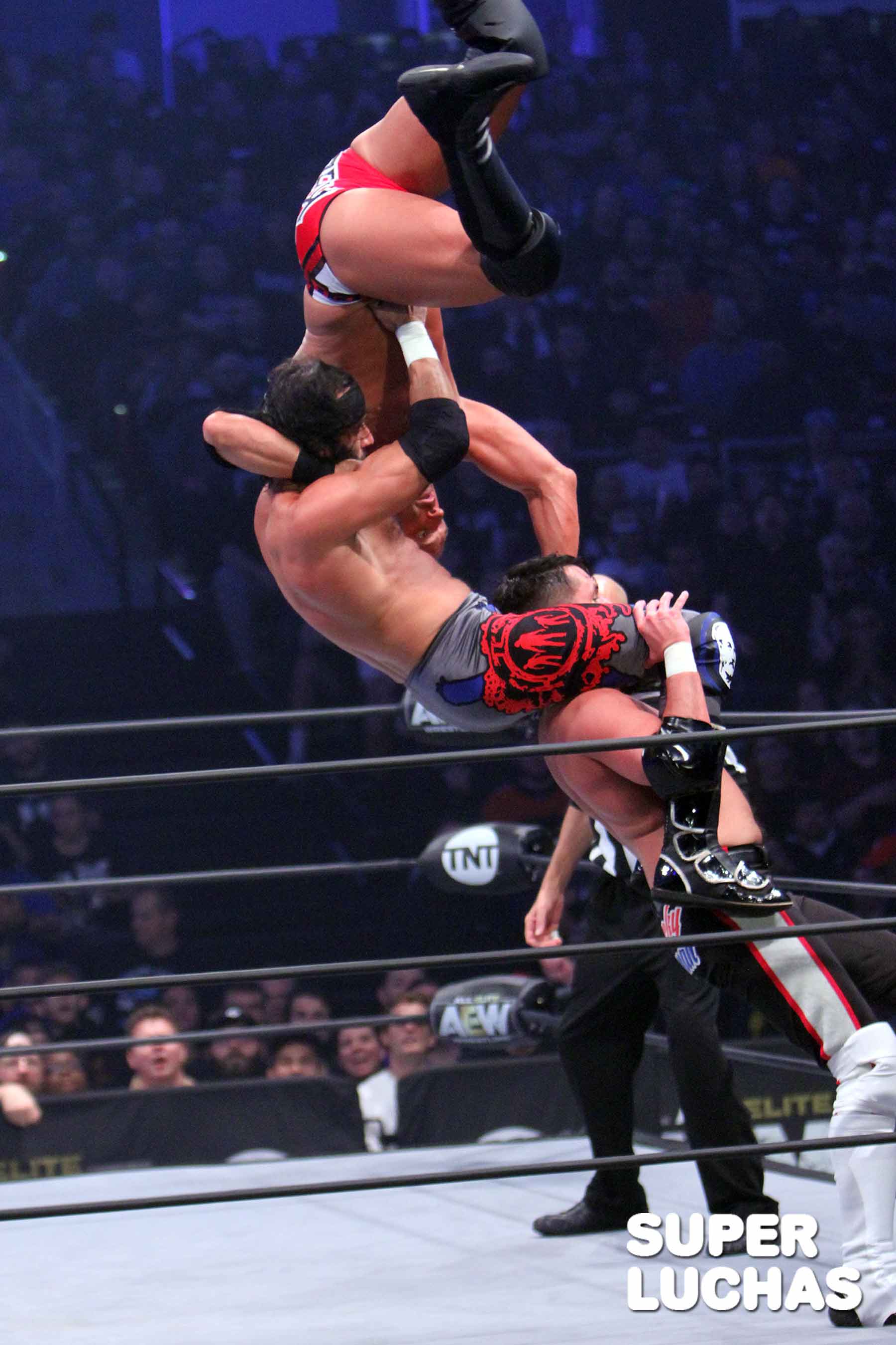 AEW en Philadelphia: Galería fotográfica de George Tahinos 3 AEW Dynamite en Philadelphia