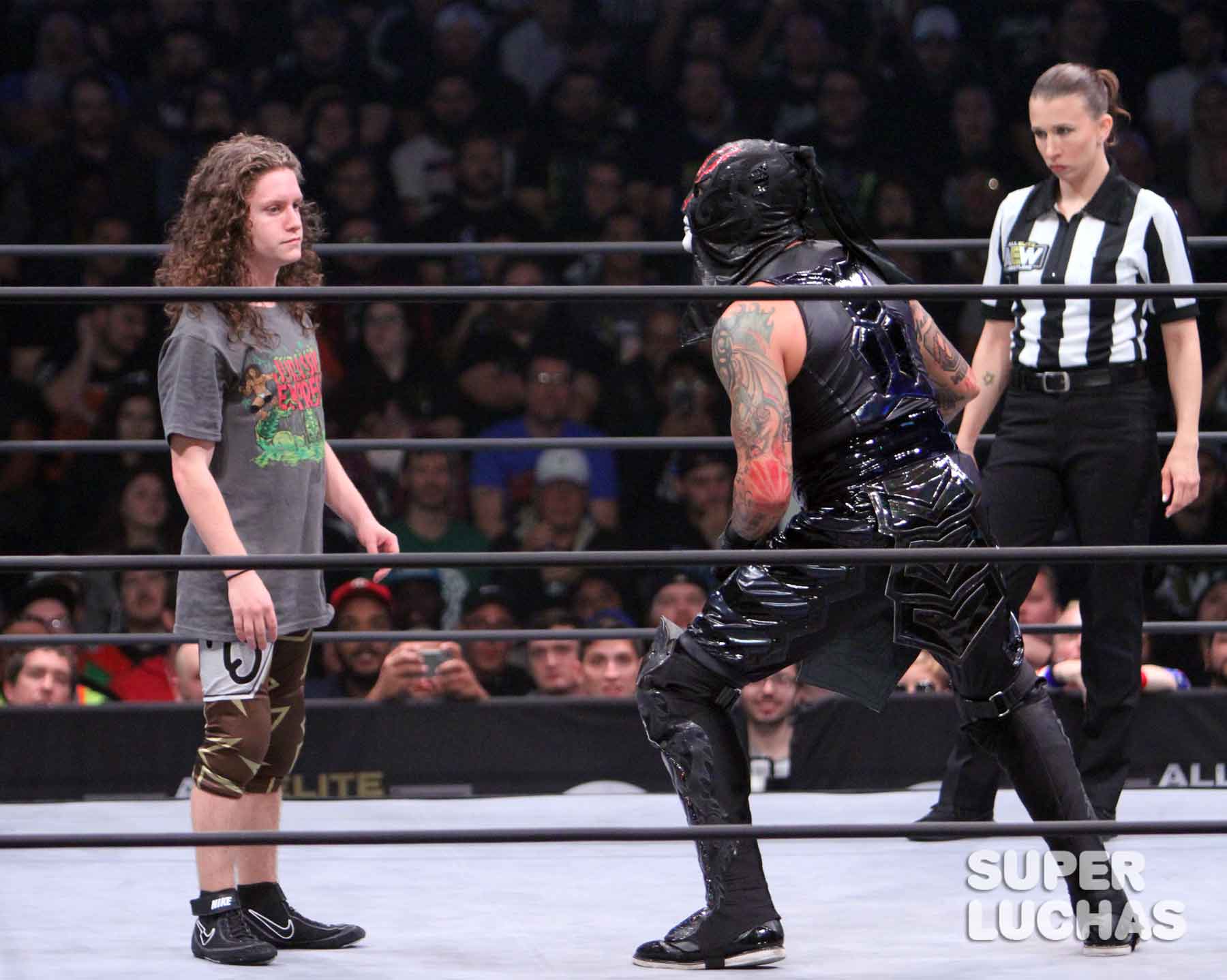 AEW en Philadelphia: Galería fotográfica de George Tahinos 10 AEW Dynamite en Philadelphia